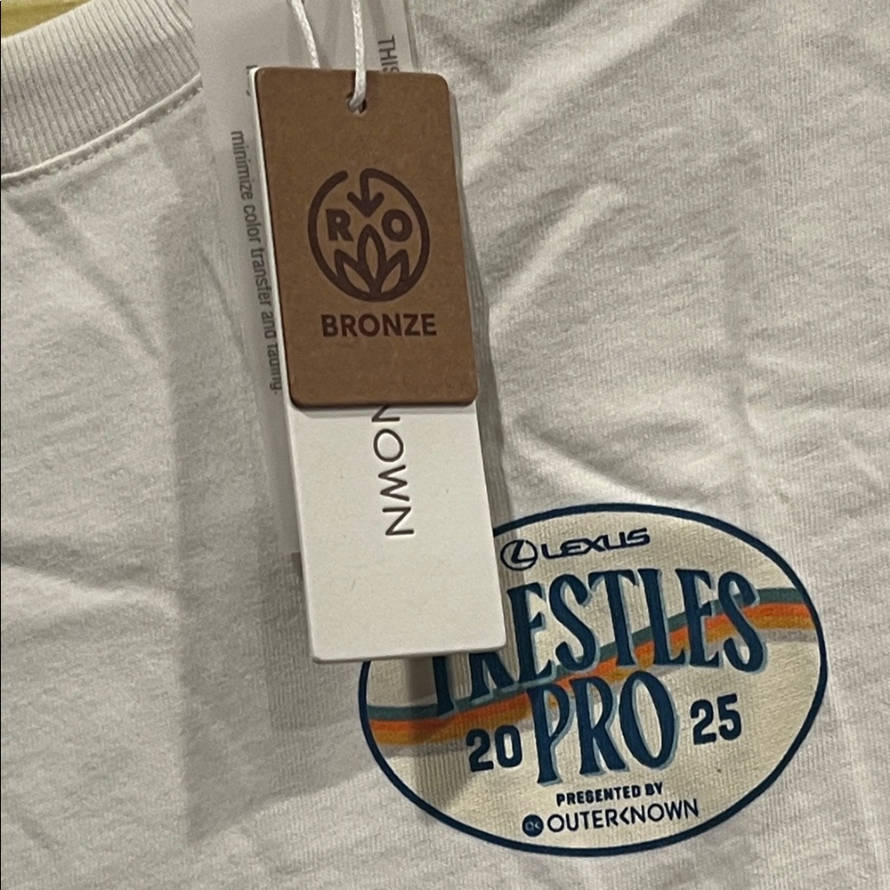 NWT-Outerknown White Short Sleeve Tee - Picture 4 of 6